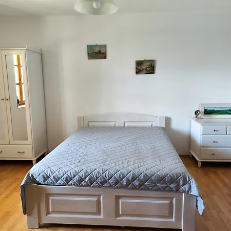 Eva Apartmanhaz 2