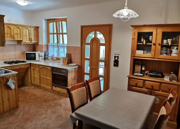 Eva Apartmanhaz 2 * שצ'ופק