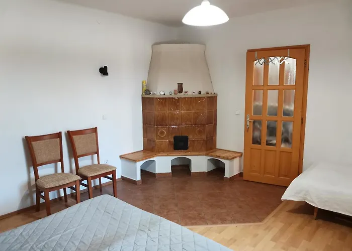 Eva Apartmanhaz 2 דירה *